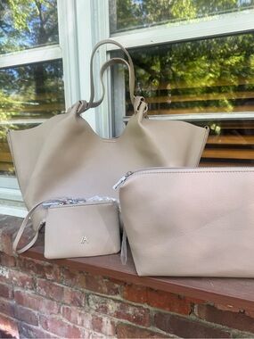 Ello Vegan Leather 3‑Piece Set w/ Wristlet, Wallet & Large Storage Pouch – NWOT